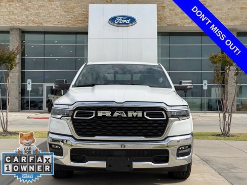 Used 2026 RAM 1500 Lone Star AWD/4WD image 2