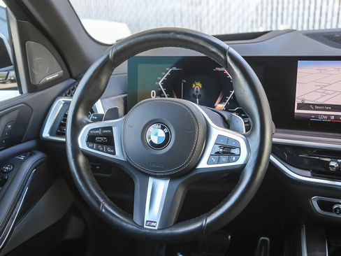 Certified 2025 BMW X5 xDrive40i w/ M Sport Package image 12