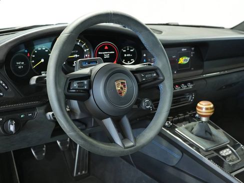 Certified 2022 Porsche 911 GT3 image 4