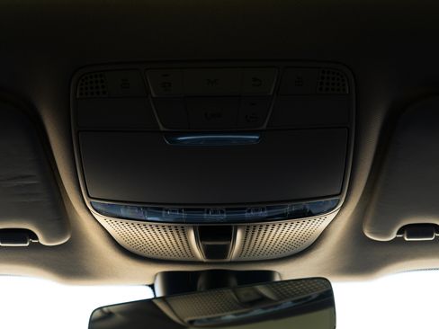 Used 2021 Mercedes-Benz GLC 300 300 image 33