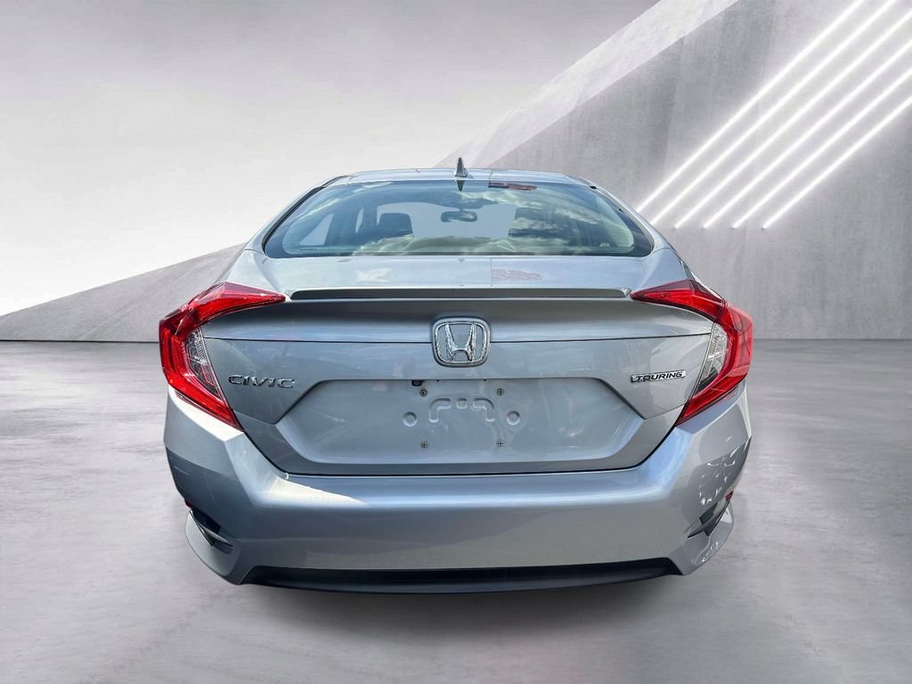 Used 2016 Honda Civic Touring image 4