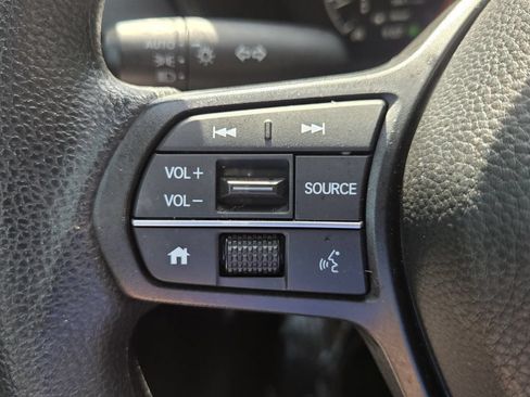 Used 2025 Honda CR-V LX image 23