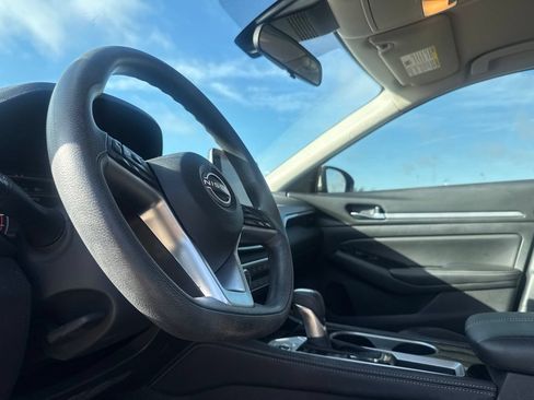 Certified 2023 Nissan Altima 2.5 SV FWD image 33
