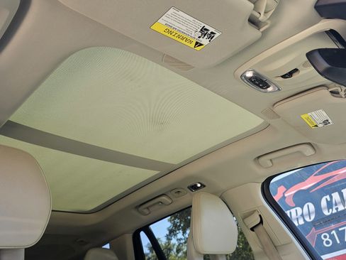 Used 2017 Volvo XC90 T6 Momentum w/ Vision Package image 33