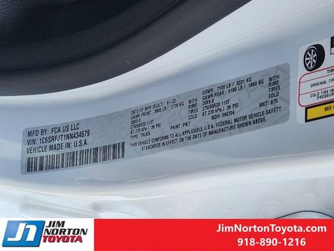 Used 2022 RAM 1500 Laramie AWD/4WD image 33