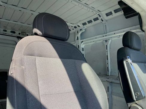 Used 2018 RAM ProMaster 2500 image 8