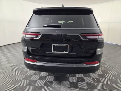 New 2026 Jeep Grand Cherokee L Limited w/ Limited Altitude Package RWD image 5