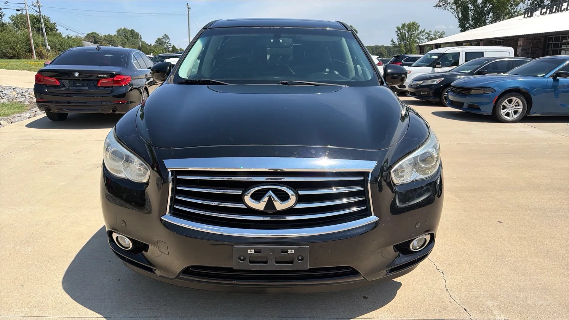 Used 2013 INFINITI JX35 AWD w/ Premium Pkg image 2