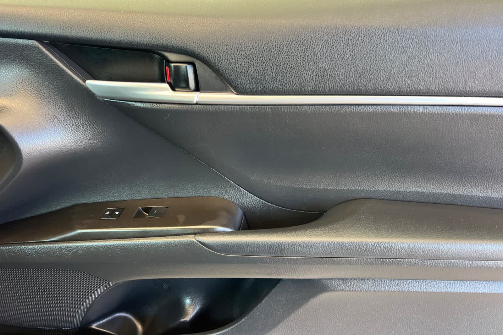 Certified 2024 Toyota Camry SE FWD image 17