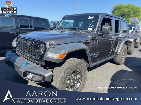 Used 2024 Jeep Wrangler Unlimited AWD/4WD image 1