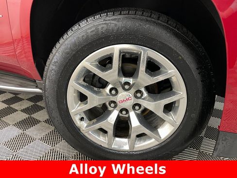 Used 2015 GMC Yukon XL SLT w/ Open Road Package image 60