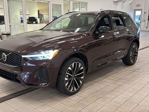 New 2026 Volvo XC60 B5 Ultra w/ Protection Package Premier AWD/4WD image 9