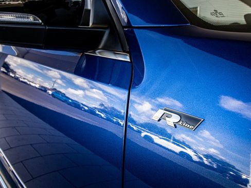 Used 2014 Volkswagen Beetle R-Line image 17