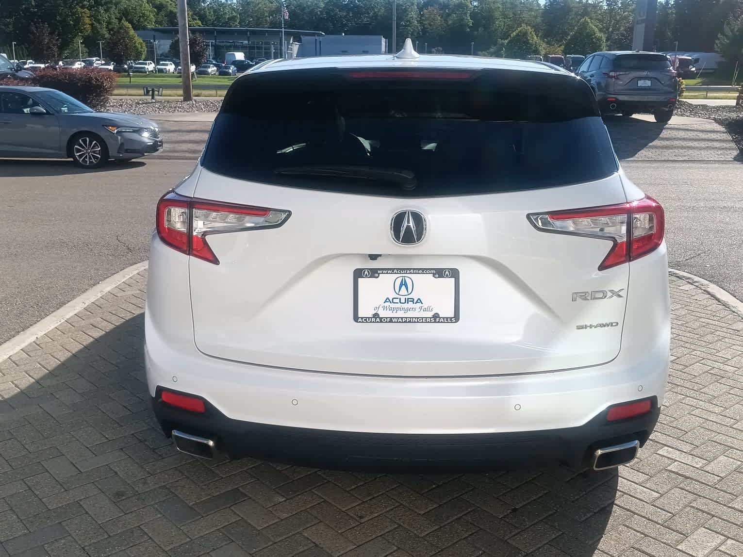 Used 2024 Acura RDX w/ Technology Package AWD/4WD image 4