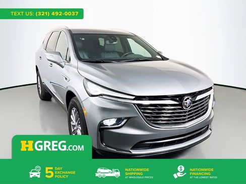 Used 2024 Buick Enclave Essence FWD image 1