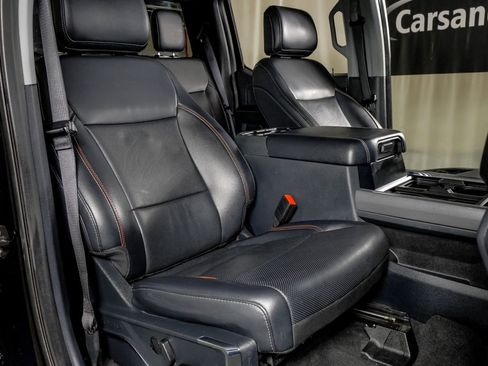 Used 2024 Ford F250 Lariat image 31