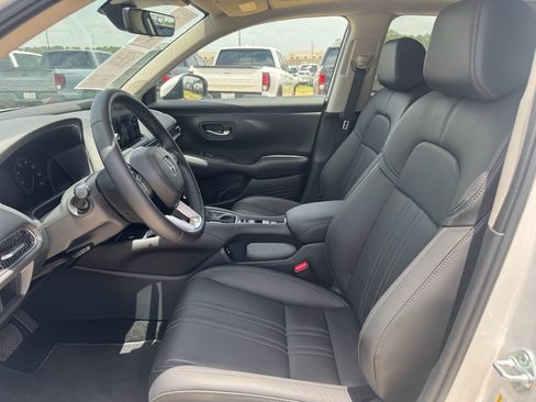 Certified 2026 Honda HR-V EX-L image 7