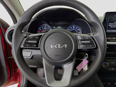 Used 2024 Kia Forte LXS FWD image 15