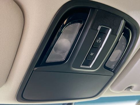 Used 2018 Kia Sorento FWD image 22