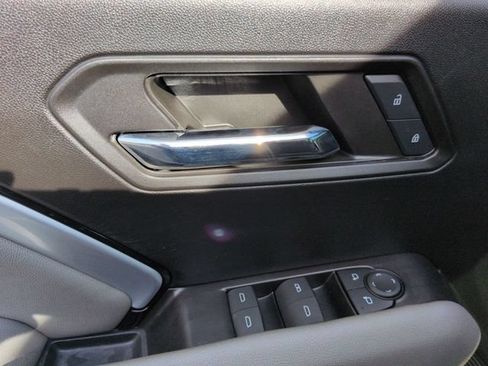 Certified 2024 Chevrolet Colorado ZR2 w/ Technology Package AWD/4WD image 24