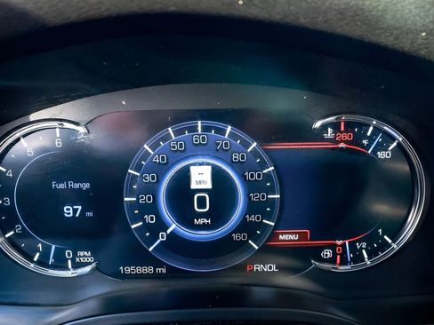 Used 2018 Cadillac Escalade ESV Luxury image 35