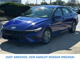 Used 2024 Hyundai Elantra SEL image 5