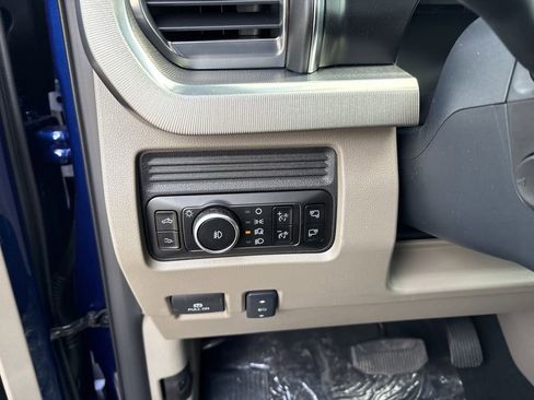 New 2026 Ford F250 Platinum w/ Platinum Plus Package AWD/4WD image 25