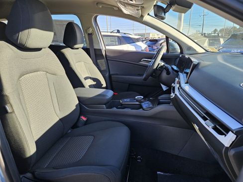 New 2026 Kia Sportage S image 12
