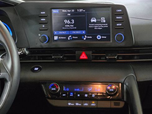 Certified 2025 Hyundai Elantra Sport FWD image 25