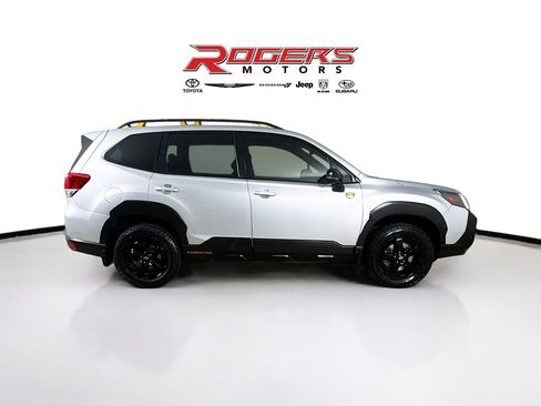 Used 2022 Subaru Forester Wilderness image 9