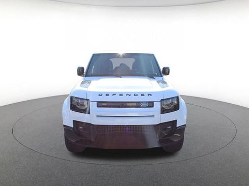 New 2025 Land Rover Defender 110 X-Dynamic SE AWD/4WD image 6