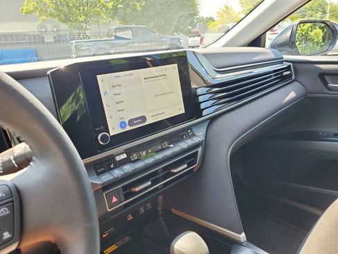 Used 2025 Toyota Camry LE w/ Convenience Package FWD image 24