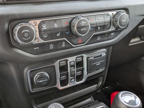 New 2025 Jeep Wrangler Sport S image 11