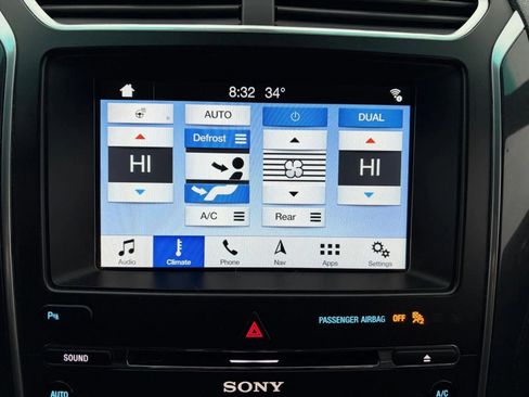 Used 2017 Ford Explorer Sport image 17