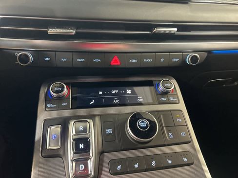 Used 2025 Hyundai Palisade Calligraphy image 28