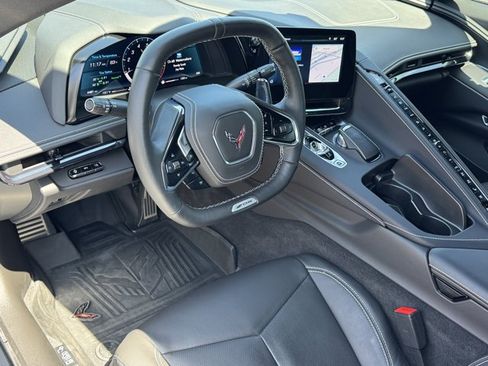 Used 2025 Chevrolet Corvette Z06 w/ Stealth Interior Trim Package RWD image 17