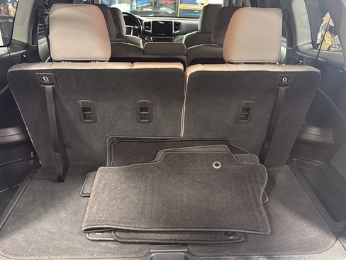 Used 2018 Honda Pilot EX-L image 12