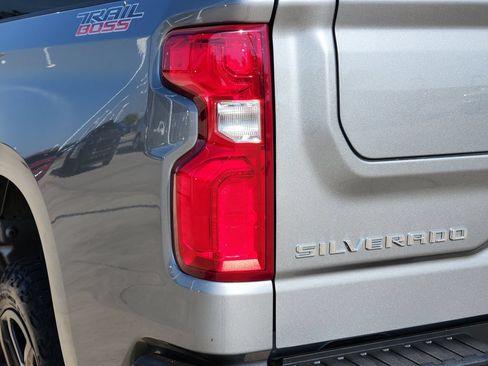 Used 2024 Chevrolet Silverado 1500 LT Trail Boss AWD/4WD image 15
