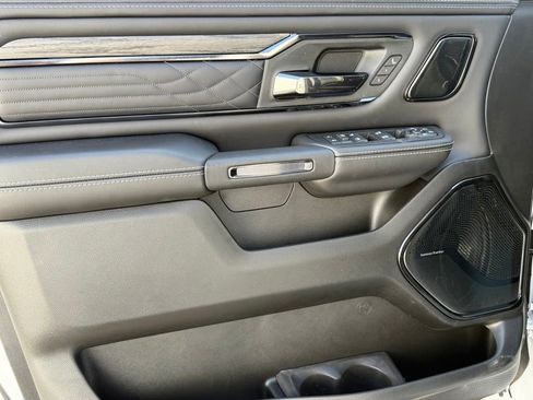New 2025 RAM 1500 Limited image 11