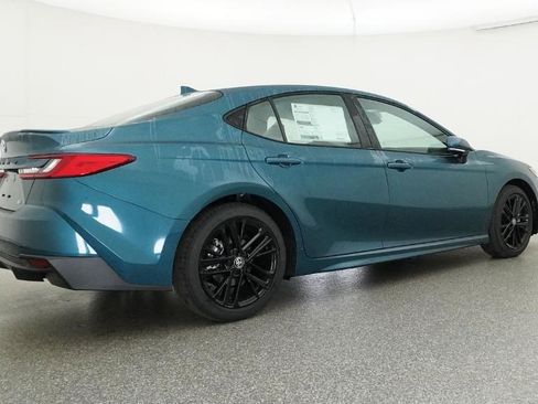 New 2026 Toyota Camry SE image 21