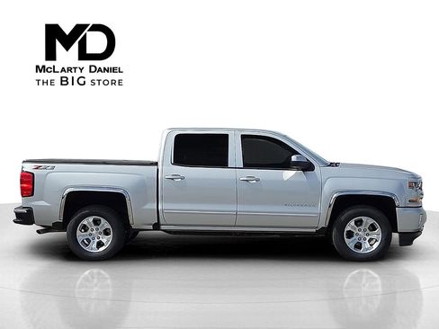 Used 2018 Chevrolet Silverado 1500 LT w/ All Star Edition image 6