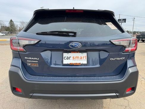 Used 2024 Subaru Outback Premium AWD/4WD image 6