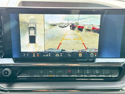 Used 2025 Chevrolet Silverado 2500 ZR2 w/ ZR2 Bison Edition image 11