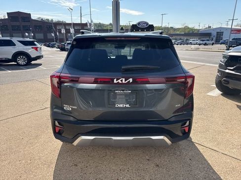 New 2026 Kia Seltos S image 6