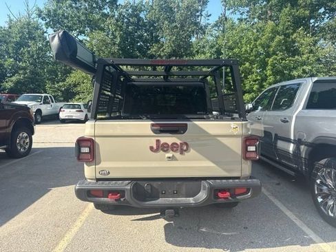 Used 2022 Jeep Gladiator Rubicon w/ LED Lighting Group AWD/4WD image 5
