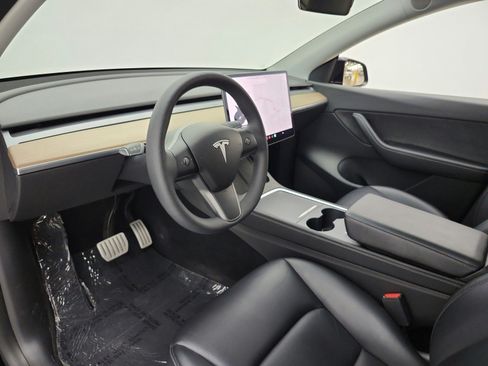 Used 2022 Tesla Model Y Performance AWD/4WD image 12