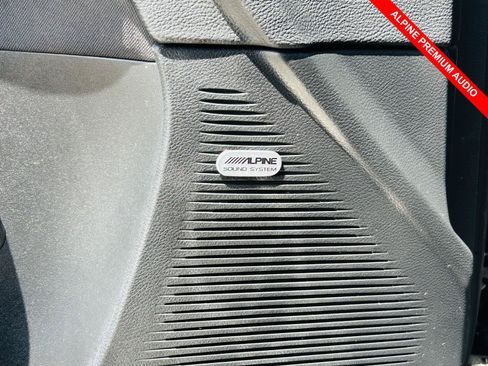 Used 2019 Dodge Challenger SRT Hellcat Redeye RWD image 4