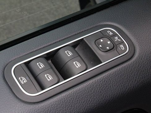 Used 2019 Mercedes-Benz G 550 image 12