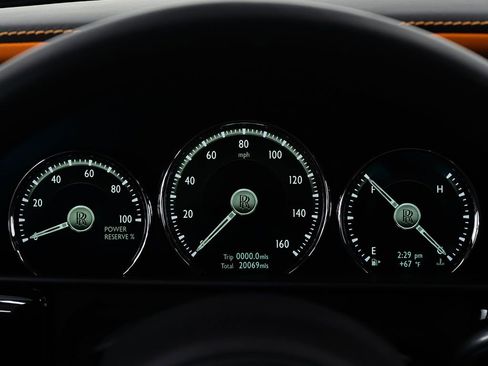 Certified 2023 Rolls-Royce Cullinan AWD/4WD image 38