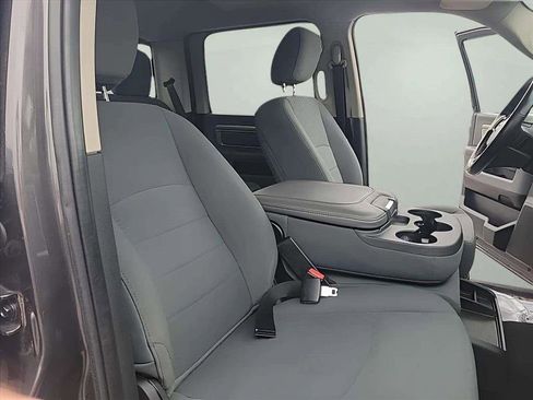 Used 2017 RAM 2500 SLT w/ Snow Chief Group AWD/4WD image 27